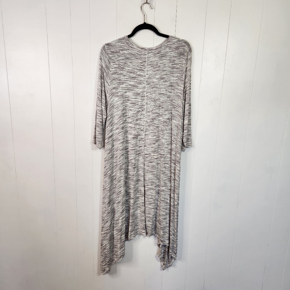 Max Studio Gray Sharkbite Hem Tunic Hi Low Dress 3/4 Sleeves Soft Stretchy Large - Picture 2 of 6